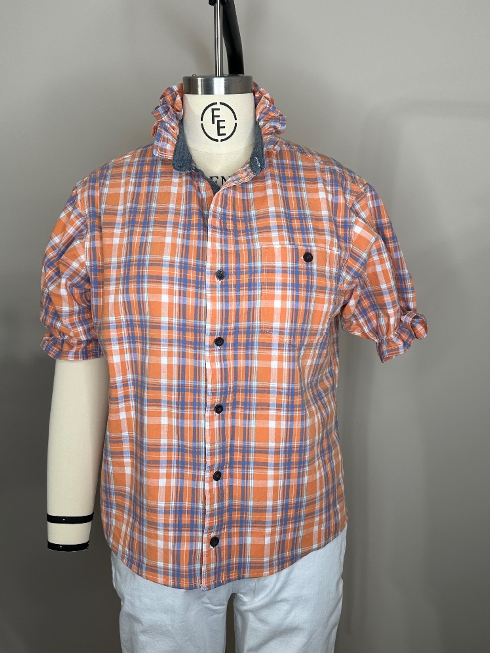 Viral ruffle collar shirt- College edition